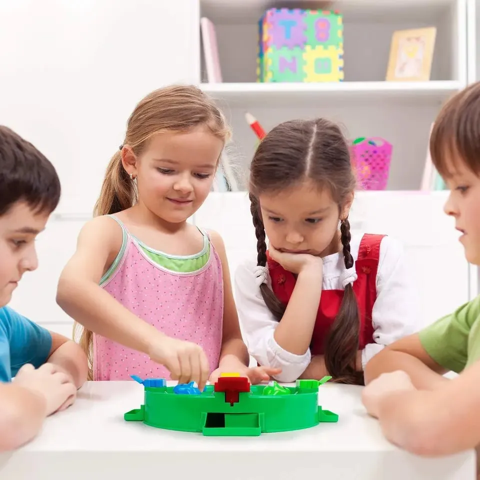 Feeding Froggies Beans Eating Board Game
